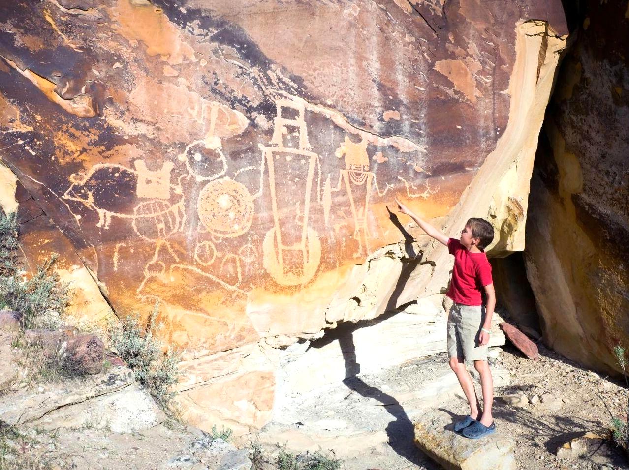 loves-lock|Going on a Guided Fossil Finding Tour