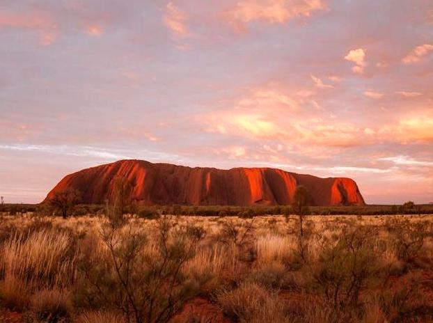 loves-lock|Attending a Film Screening of Documentaries About the Red Centre