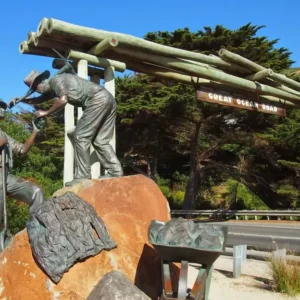 loves-lock|How To Avoid The Busiest Sections Of The Great Ocean Road
