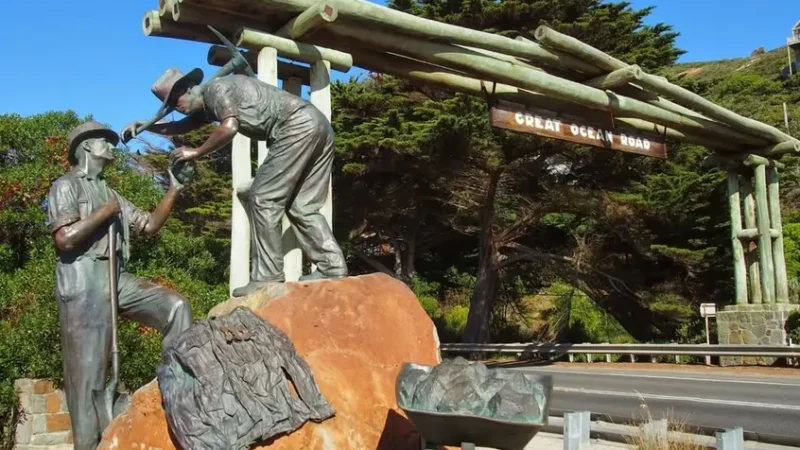 loves-lock | How To Avoid The Busiest Sections Of The Great Ocean Road